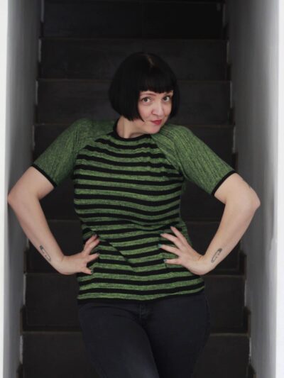 T-shirt M en jersey vert à lignes noirs