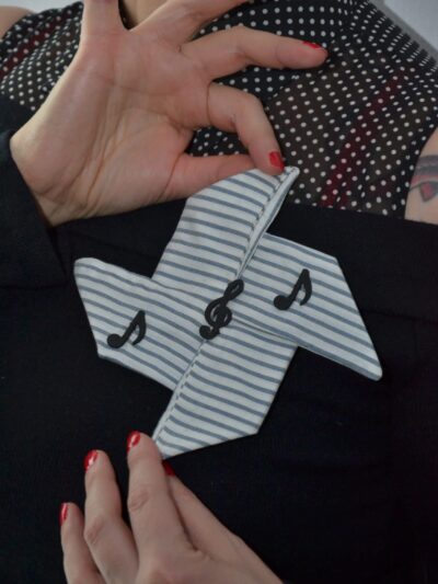 Broche origami notes de musique