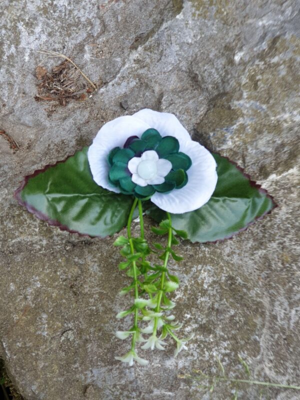 Pince à cheveux fleur plante tombante