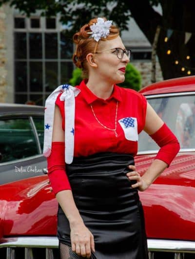 Manchettes de bras en jersey rouge à pois