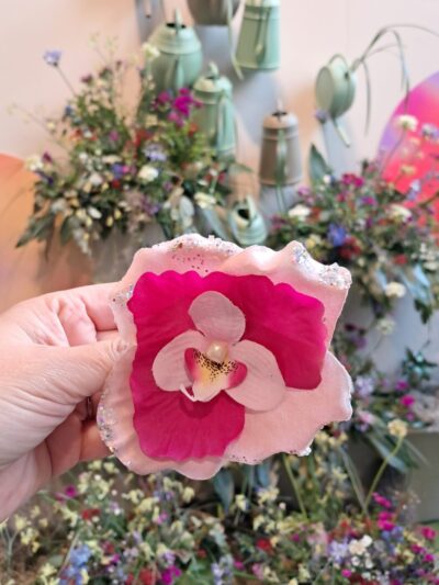 Grande pince à cheveux fleur orchidée rose