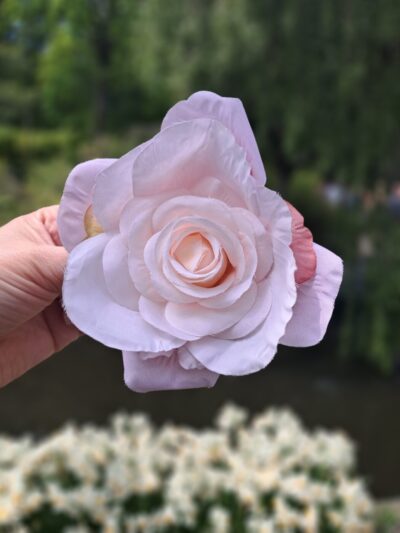 Grande pince à cheveux fleur vieux rose