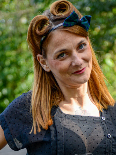 Serre-tête noeud Écossais vert et bleu, dentelle noire